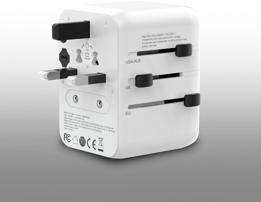 Green Lion 20W Universal Travel Adapter White Green Lion 20W Universal Travel Adapter White